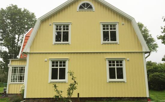 Renovering av hus, fasadbyte och fönster byte - efter